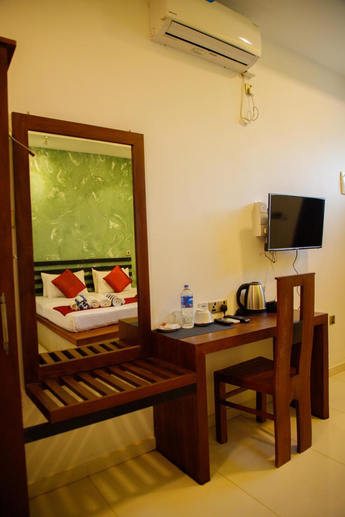 Monaara Leisure - Anuradhapura Exterior foto
